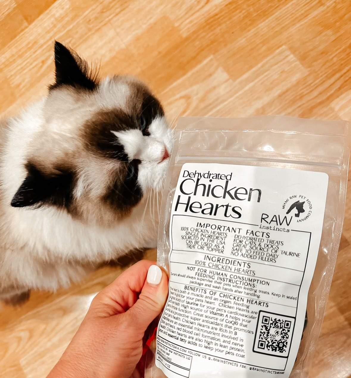 Raw Instincts - Dehydrated Chicken Hearts – 4oz  Single-Ingredient Organ Treat for Cats & Dogs