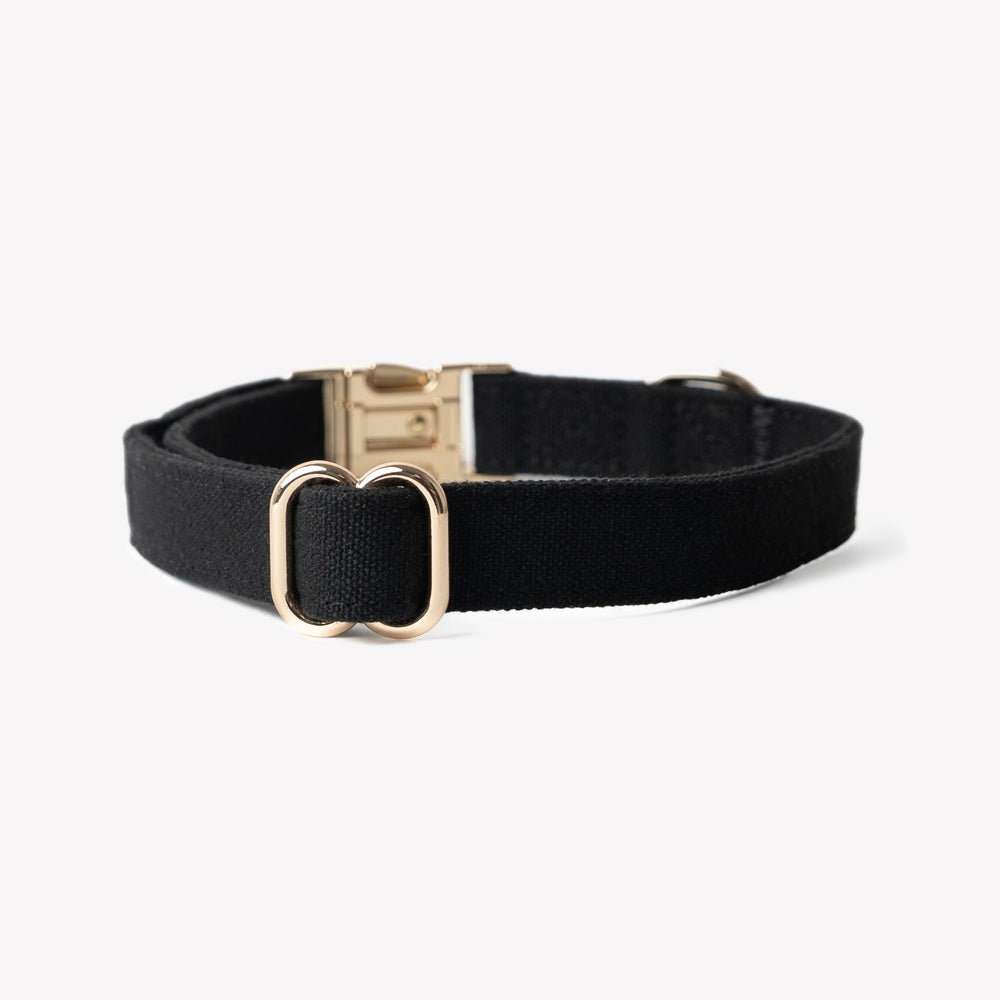 breathable cotton dog collar in black

