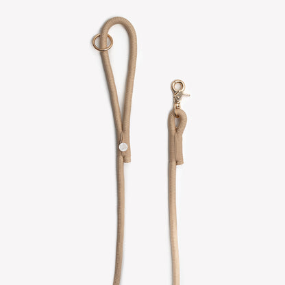 lightweight tan dog leash with O ring

