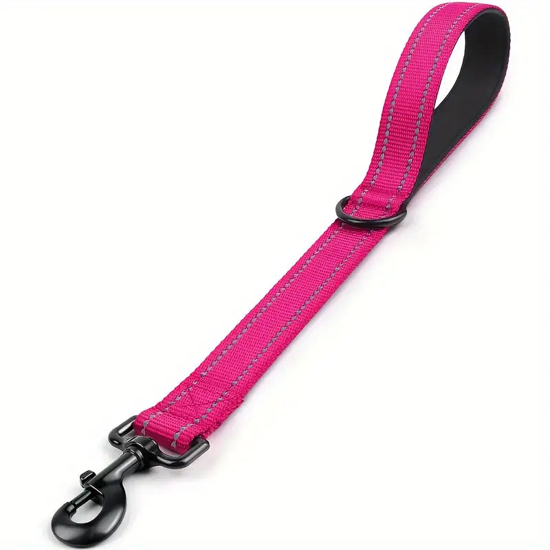 Heavy-Duty Short Nylon Dog Leash Reflective & Durable for Large and Medium Dogs