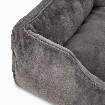 The FÜZI Dog Bed