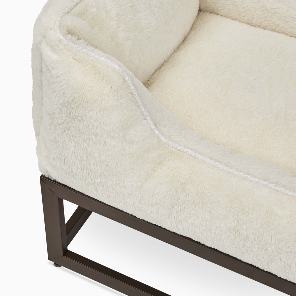 The FÜZI Dog Bed