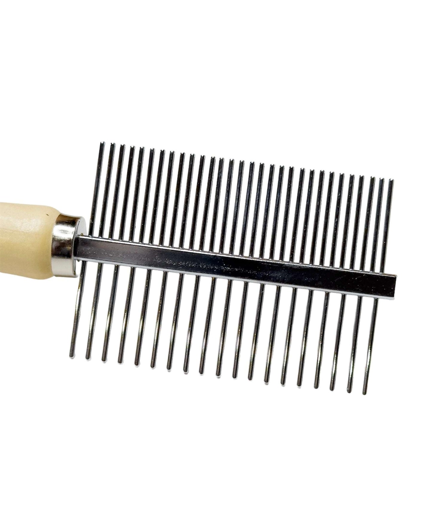 Norfie Fine/Coarse Wooden Handle Dog Comb detail