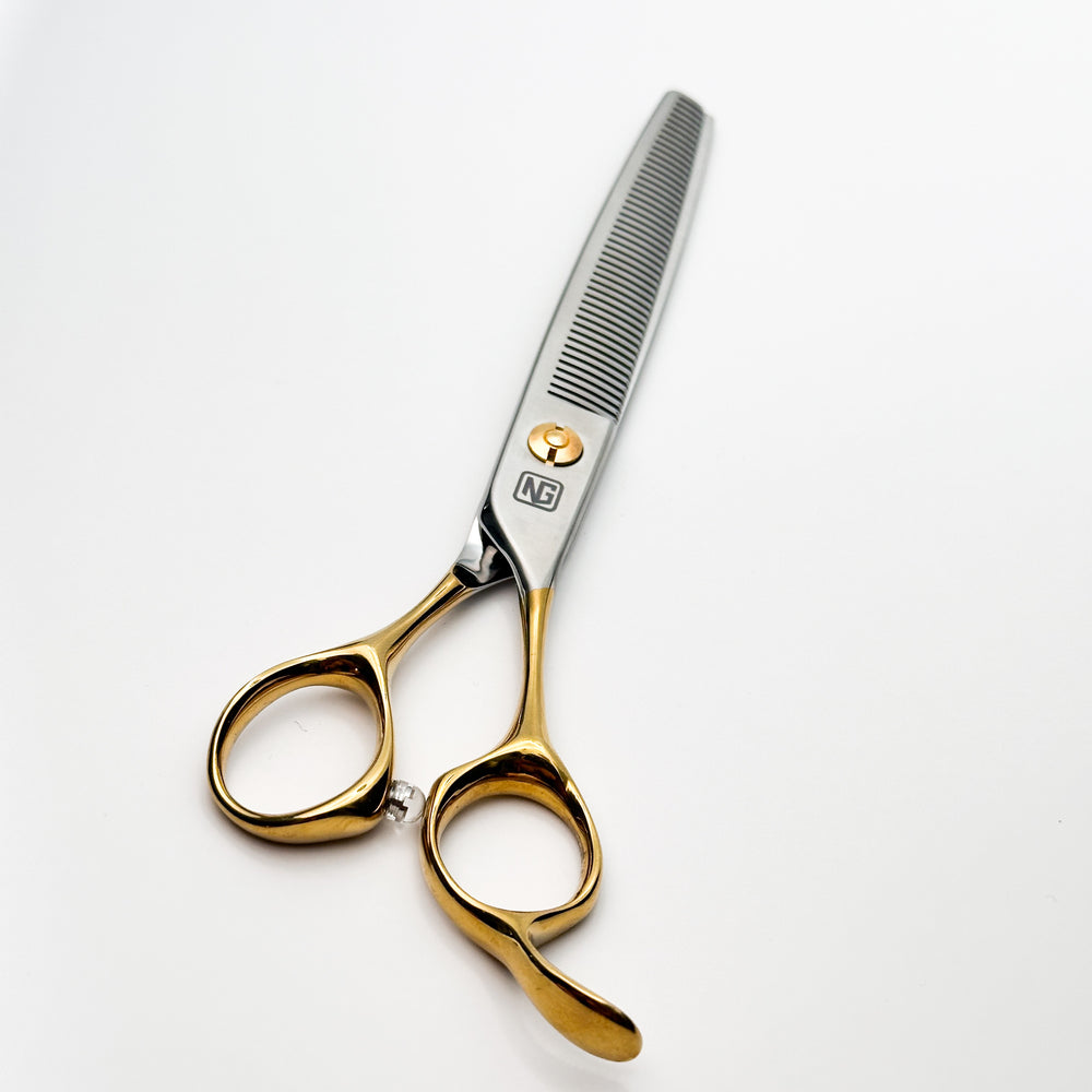 NorrGroom 7.5 Finishing Thinner Shear side view
